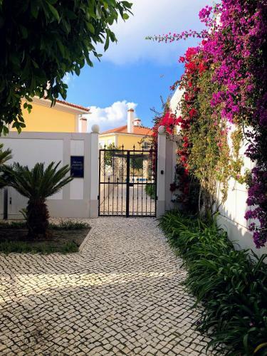 Praia Del Rey Seaview Apartment