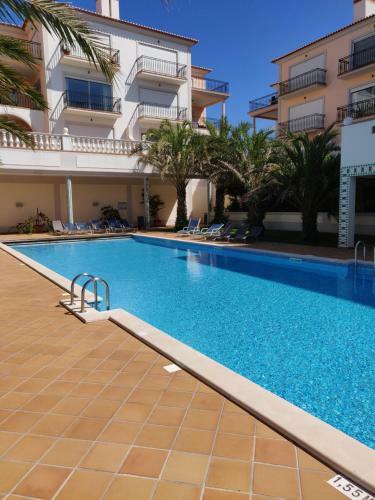 Praia Del Rey Seaview Apartment