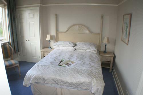 Bed & Breakfast The Heathers Guest House