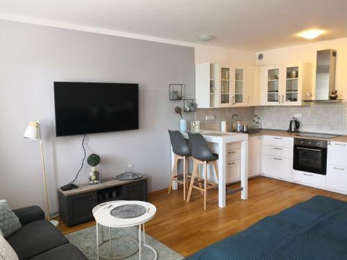 Apartment ?eladn�