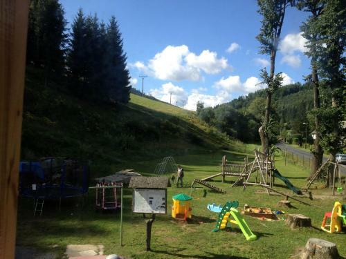 Hostal Pension U Ji?�ho