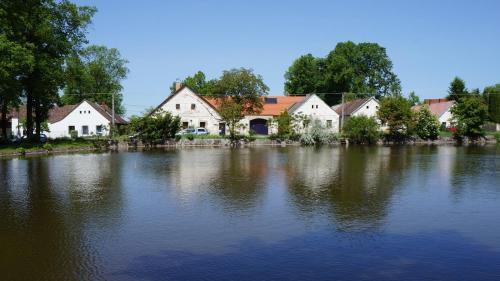 Apartments Modr� Vrata