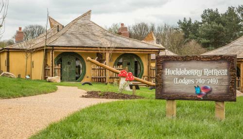 Hotel Enchanted Village