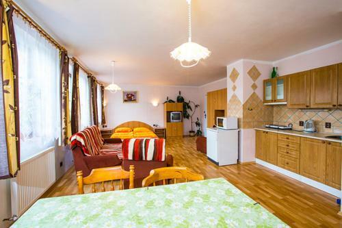 Apartments Ve?ern�k Rokytnice