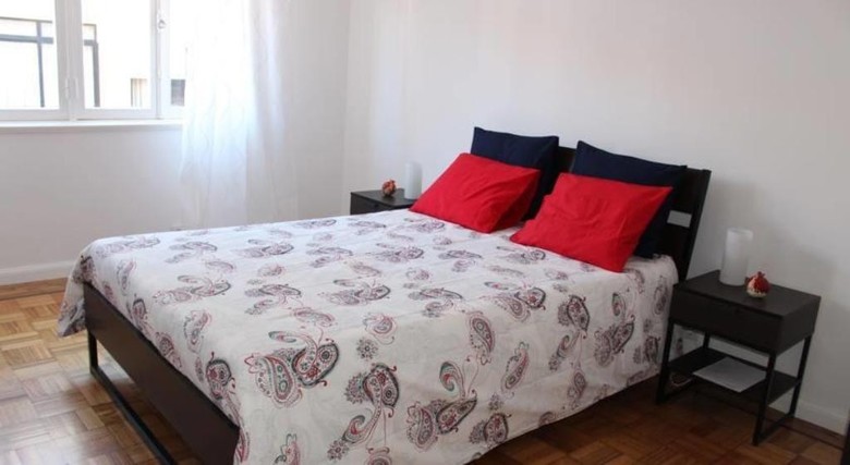 Bed & Breakfast 100 Contos