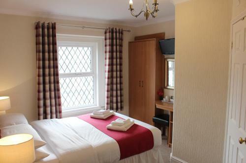 Hostal The Tudor Guest House