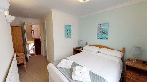 Hostal The Tudor Guest House