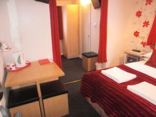 Bed & Breakfast The Withnell Hotel