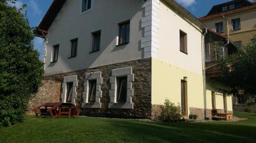 Apartm�n V Zahradn�