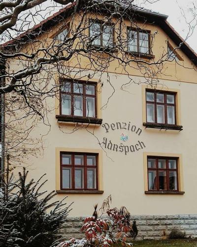 Hostal Penzion Adr?pach B�ry A Hynka