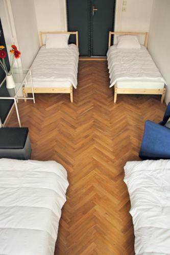 Grand Central Hostel