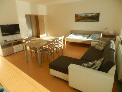 Apartment Horn� Mar?ov Promen�da