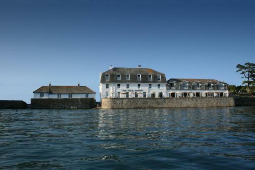 Idle Rocks Hotel
