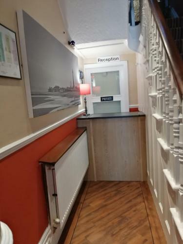Hostal Birchhouse