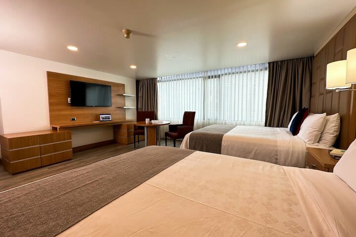 Hotel Howard Johnson La Carolina- Quito