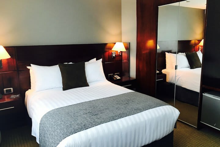 Hotel Howard Johnson La Carolina- Quito