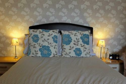 Bed & Breakfast @edengate Guest House