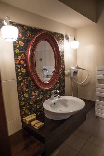 Apartamento Siedem Komnat Siedmiu Mistrz�w