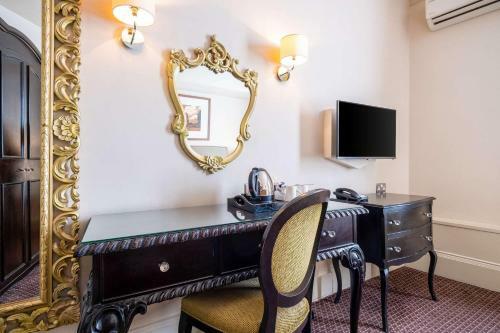 Clarion Collection Harte & Garter Hotel & Spa