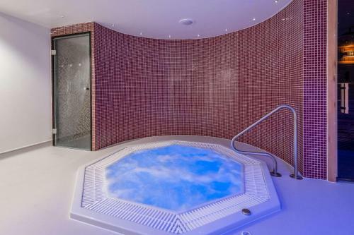 Clarion Collection Harte & Garter Hotel & Spa