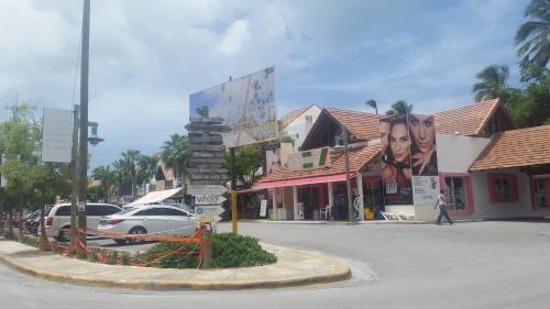 Boxy Villa Apart-hotel