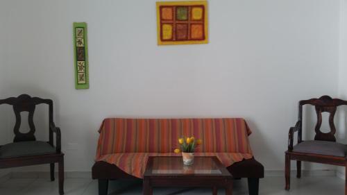 Boxy Villa Apart-hotel