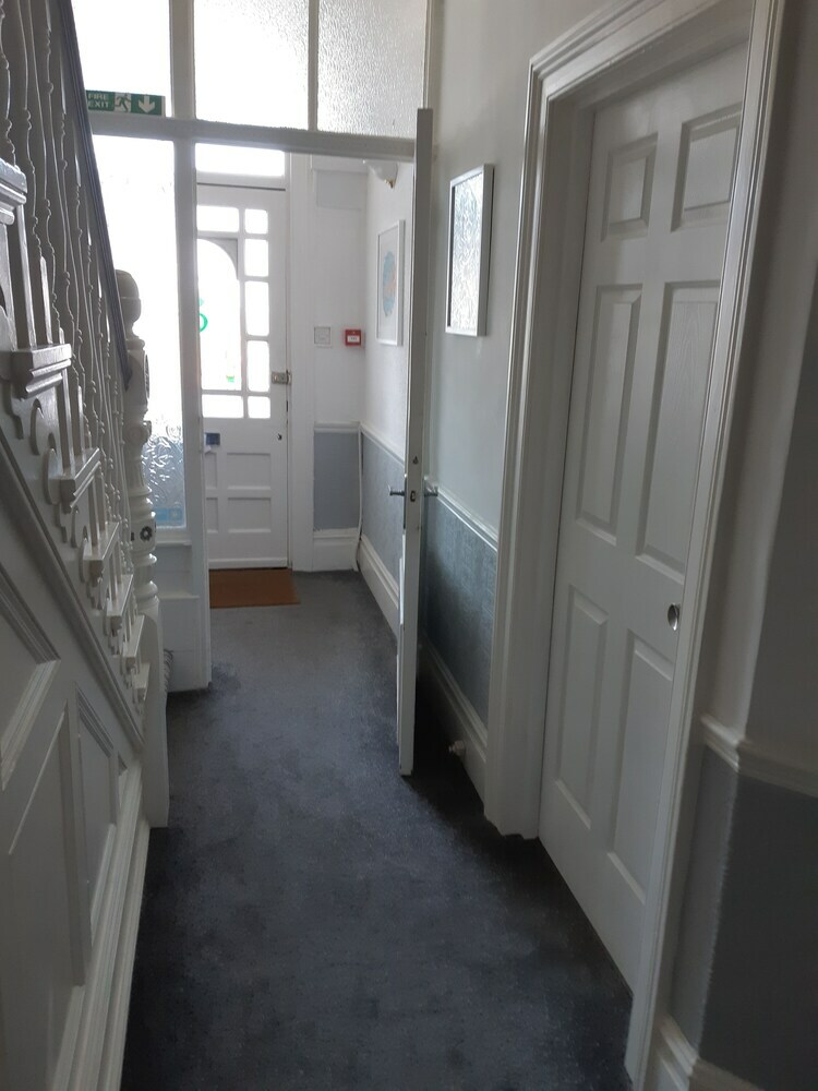 Hostal Tregella Guest House