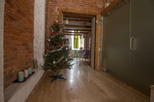 Michael Weiss Apartment