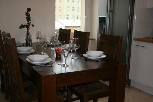 Sg Family Apartment