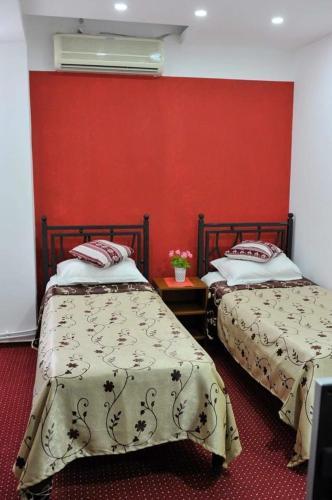 Hostal Vila Nico