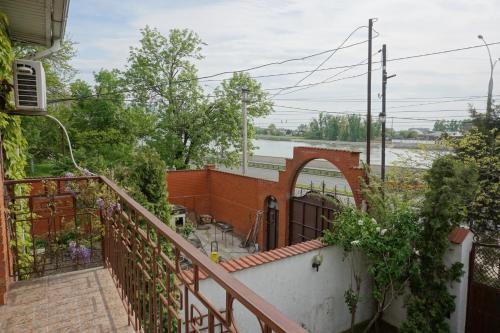 Posada Dom Na Naberezhnoy 202