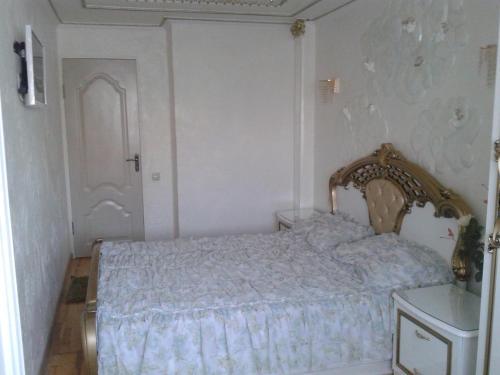 Apartment Ostrovskogo 35/11