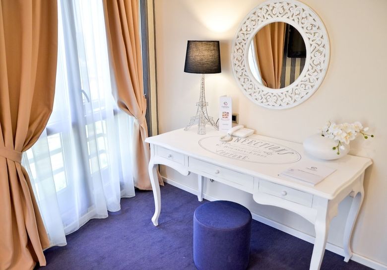 Hotel Capitolina City Chic