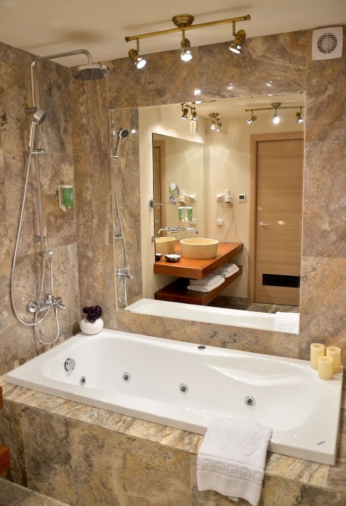 Hotel Capitolina City Chic