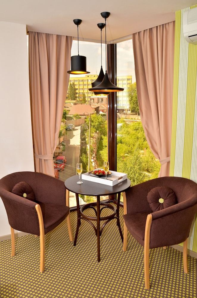 Hotel Capitolina City Chic