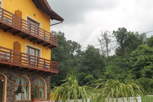 Hostal Vila Allegra Guesthouse