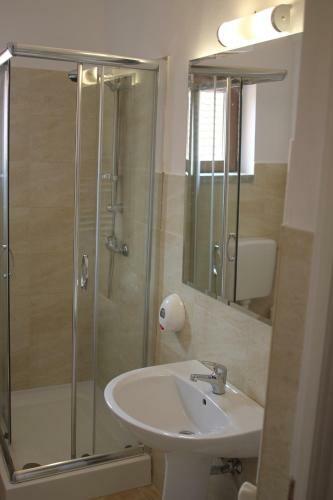Hostal Vila Allegra Guesthouse