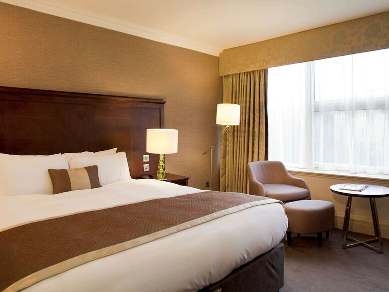 Mercure Winchester Wessex Hotel