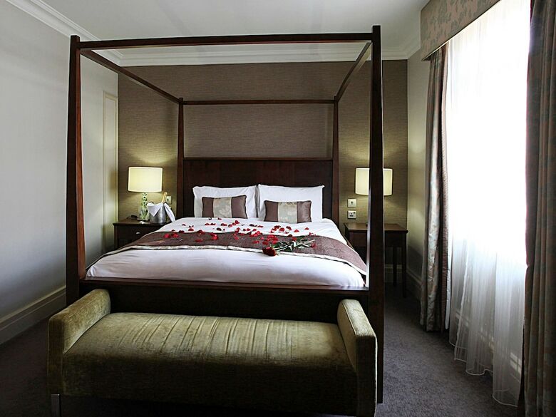 Mercure Winchester Wessex Hotel