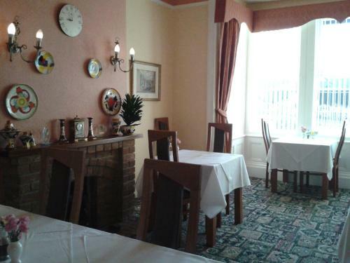 Hostal The Burleigh