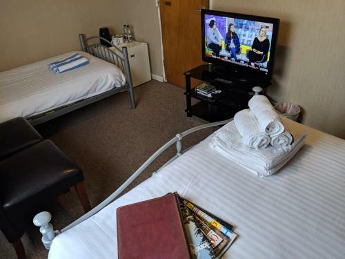 The New Guilderoy Hotel