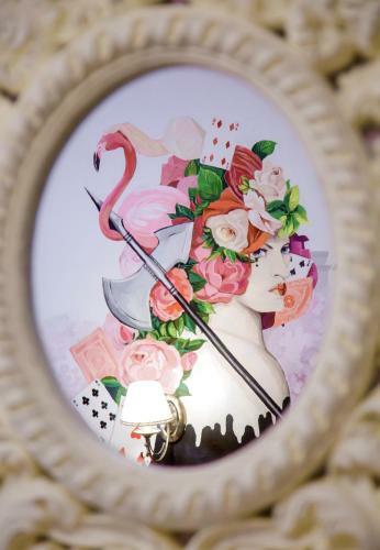 Apartment Cheshire Cat