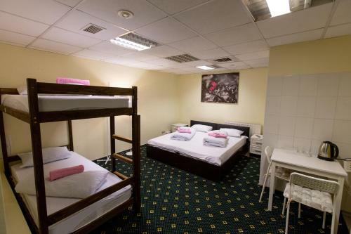 Albergue Guest House Polyanka