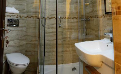 Hostal Pensiune Junior
