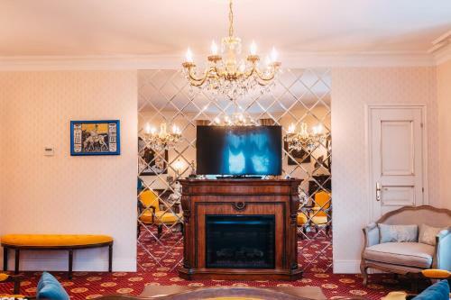 Russkiy Dvorik Boutique Hotel