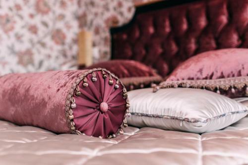 Russkiy Dvorik Boutique Hotel