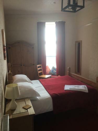 Bed & Breakfast Camelot Seafront Hotel