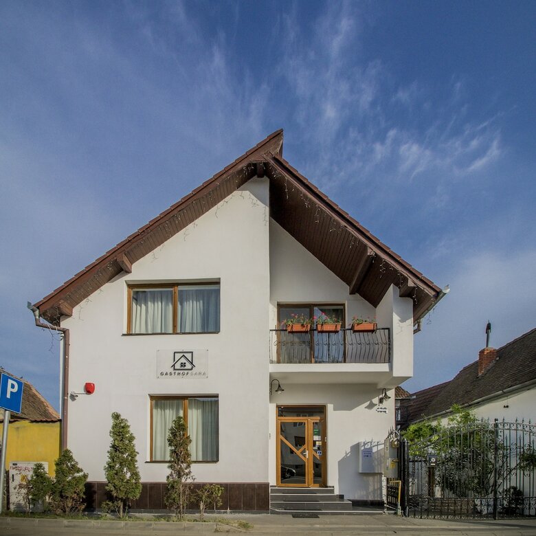 Hostal Pension Gasthof Sara