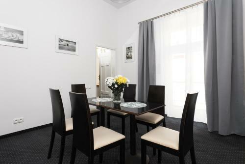 Rembrandt Aparthotel