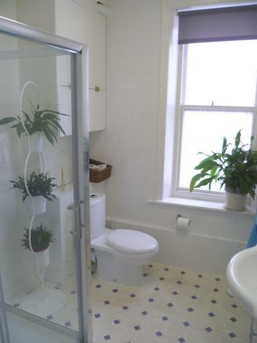 Hostal Number Twenty-five Guesthouse
